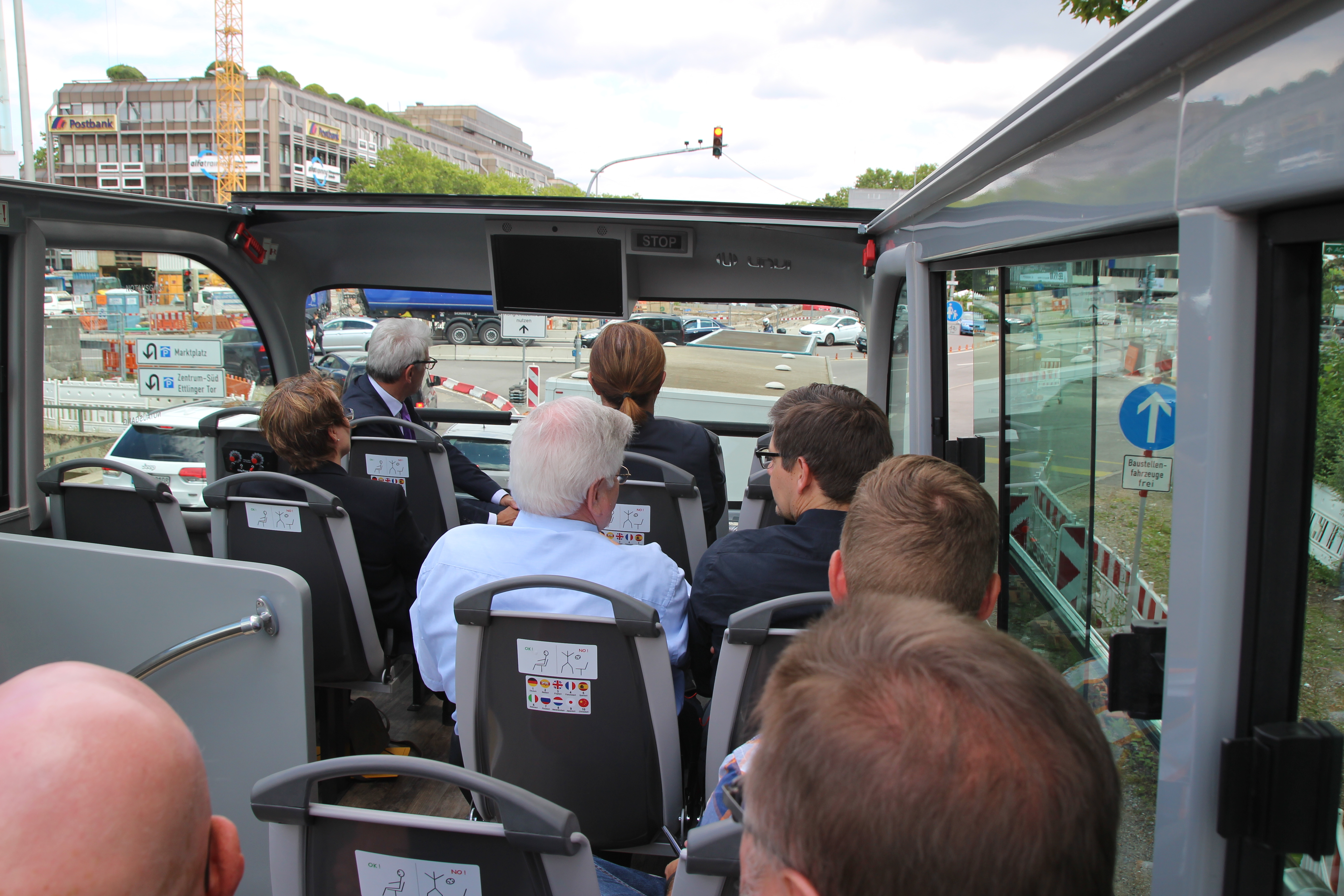 Mit dem Sightseeing-Bus durch Karlsruhe
