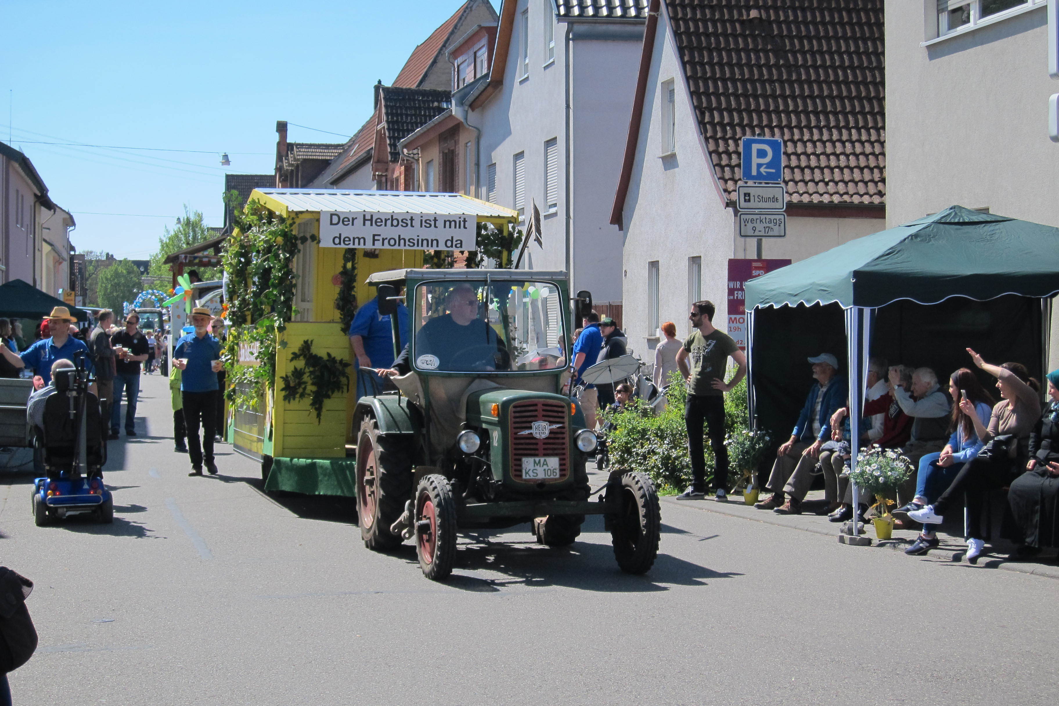 Sommertagszug Friedrichsfeld