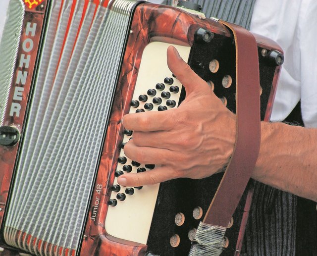 Vier Tage lang steht Bruchsal ganz im Zeichen des Akkordeon-Musik-Festivals. Nicht nur im Bürgerzentrum und in der Musikschule, auch in der Fußgängerzone wird man auf Akkordeonspieler treffen.