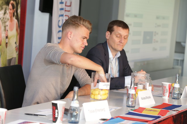 Nicklas Shipnoski bei der Ziehung der Mannschaften | Foto: Jens Vollmer