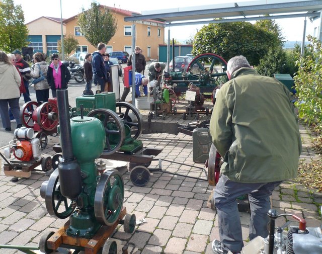 Kurios muten heute die Stationärmotoren an, die noch vor wenigen Jahren vielfach in Betrieb waren.