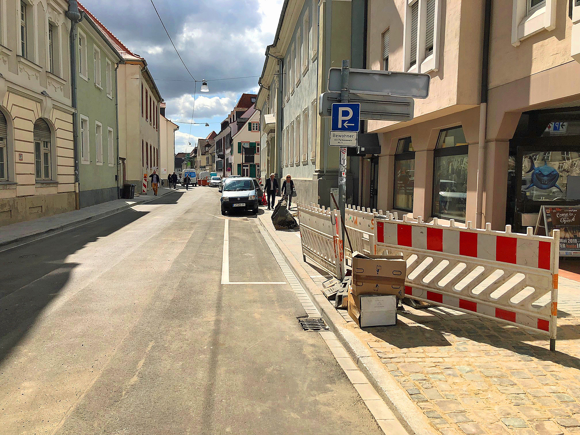 Nach starken zehn Monaten sind die Bauarbeiten abgeschlossen und die Ludwigstraße wie gewohnt befahrbar.