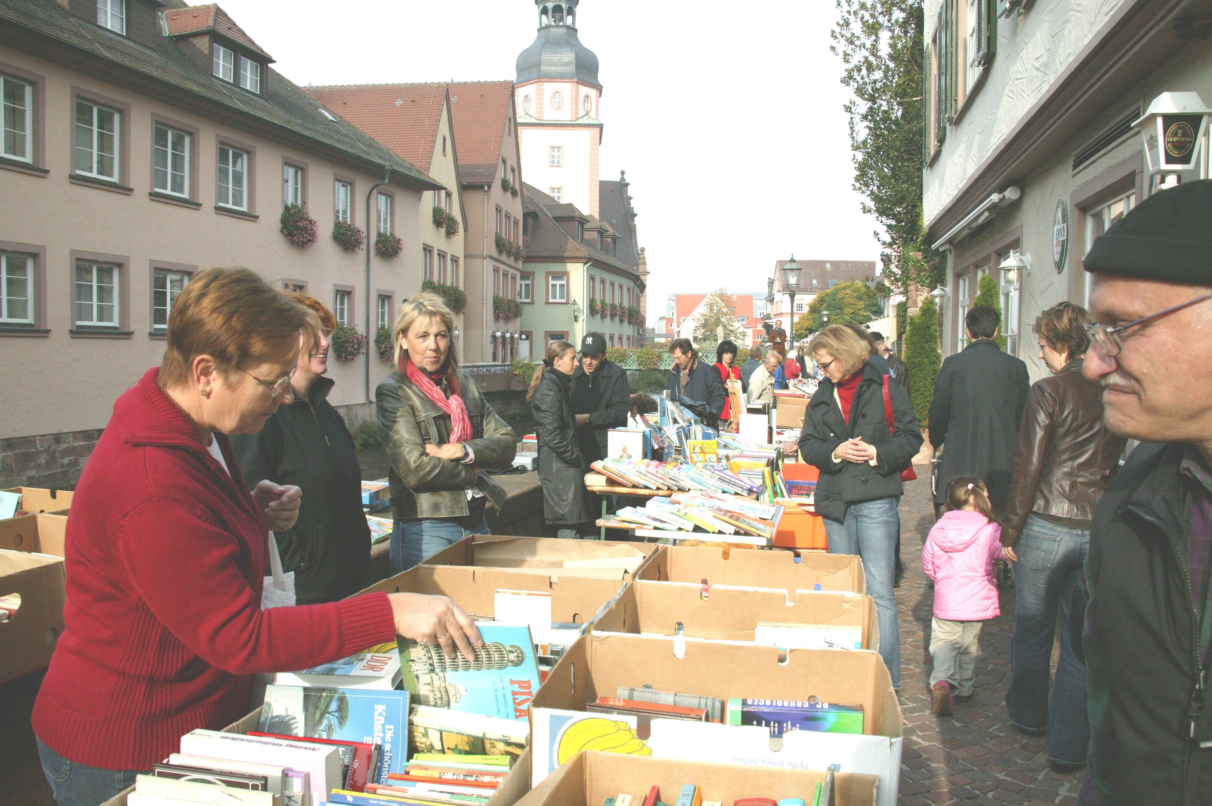 Bücher-Flohmarkt in Ettlingen