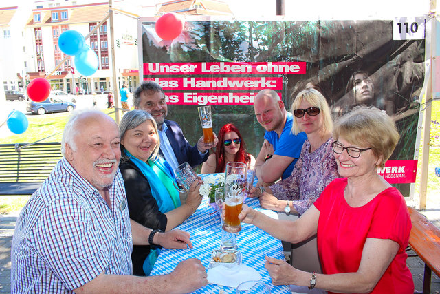 Bayrisch-pfälzische Stimmung beim "Fest um dem Zunftbaum". | Foto: Pacher