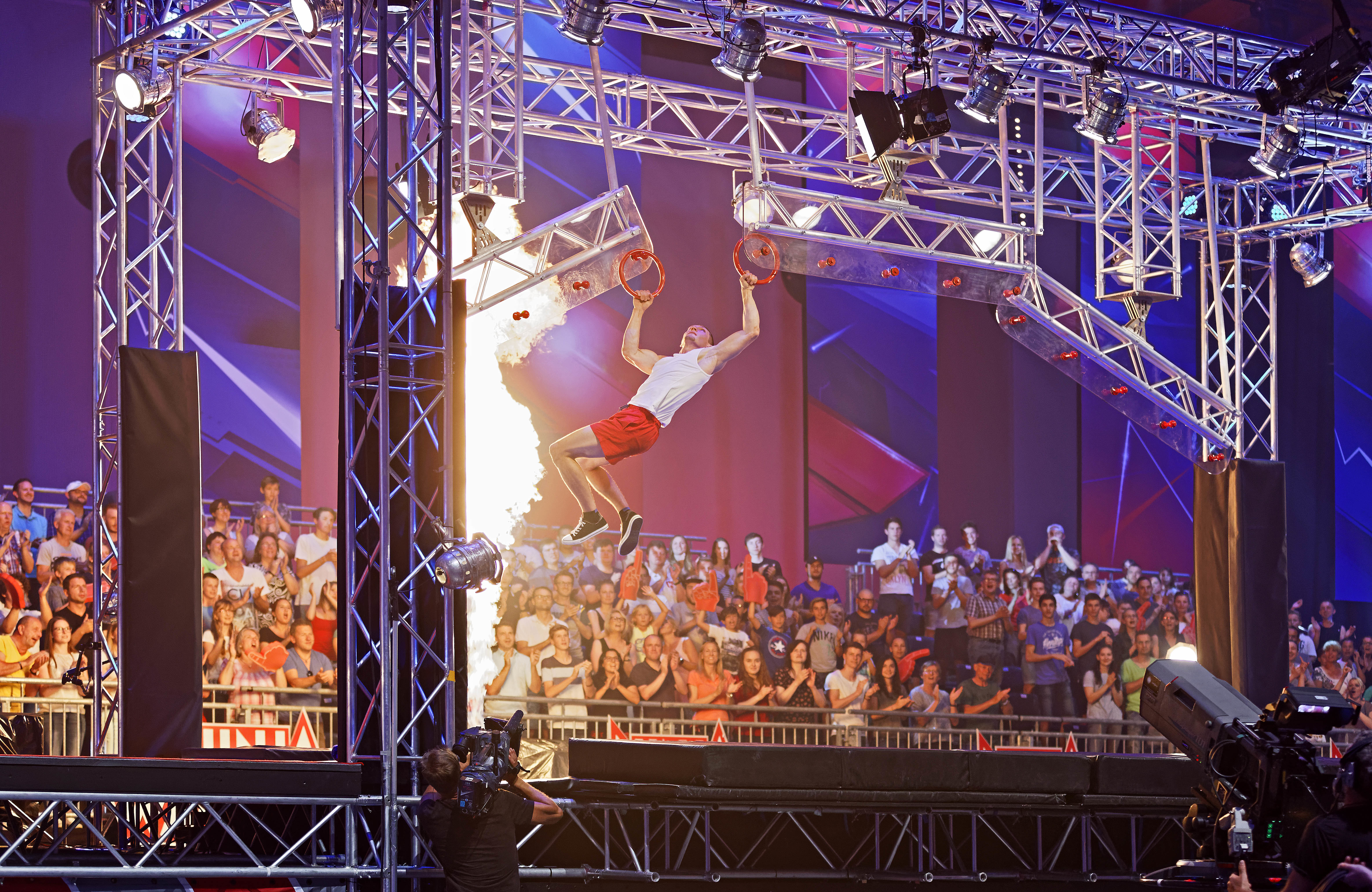 "Ninja Warriors" in der Karlsruher "dm-Arena