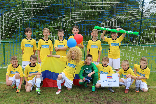 Wenn der Sponsor zum Verein passt: Der 1. FC Rheinpfalz trat für Kolumbien an, gesponsert von der Rheinpfalz | Foto: Jens Vollmer