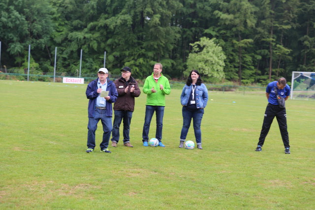 Begrüßung durch Wochenblatt und AOK | Foto: Jens Vollmer