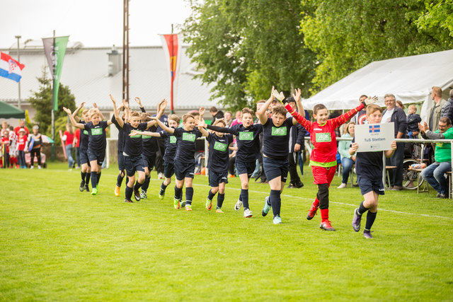 Huhh! war der Schlachtruf der Isländer vom TuS Stetten. | Foto: Roland Kohls