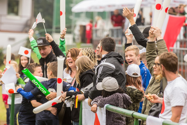 Das Führungstor für TuS Hohenecken (Japan) wurde mit den fans gefeiert. | Foto: Roland Kohls