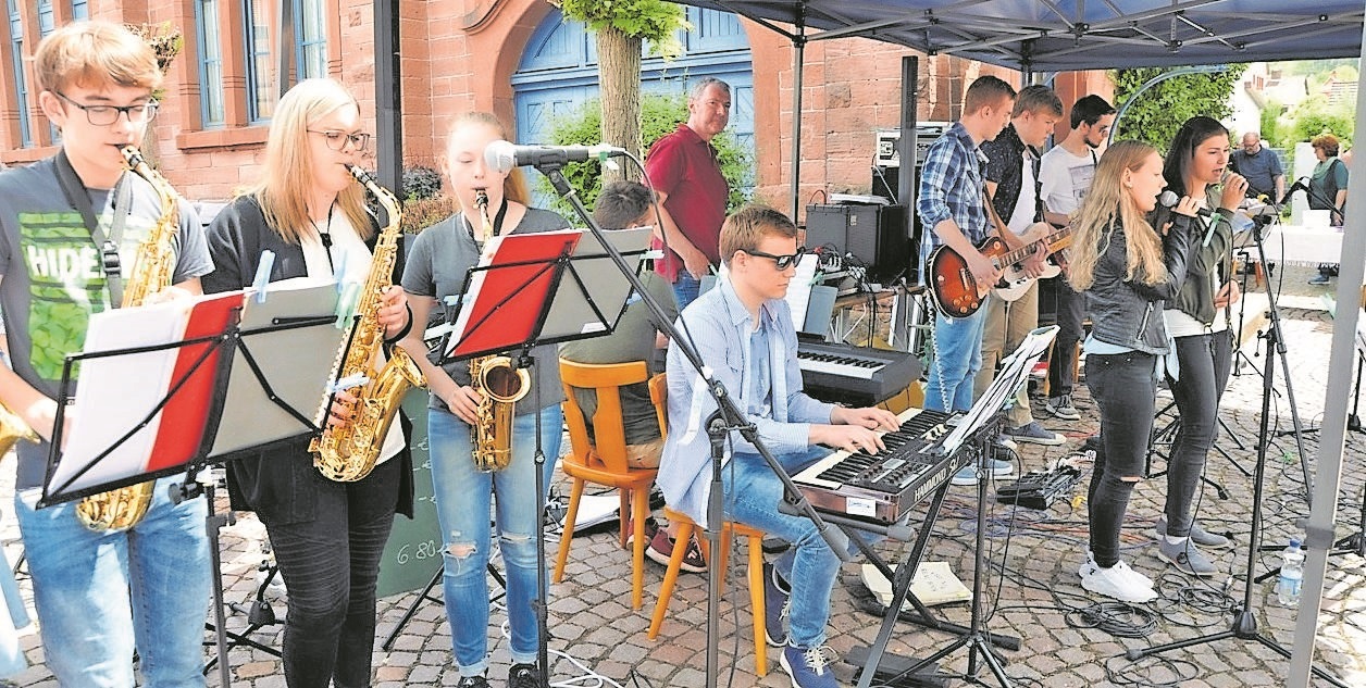 Die Rock-Bigband des OWG bei einem Auftritt 2017.