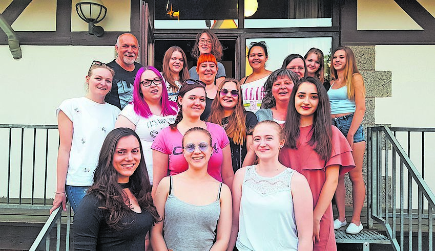 Der Pop-Chor „music4future“, Leitung Anne Knapp.