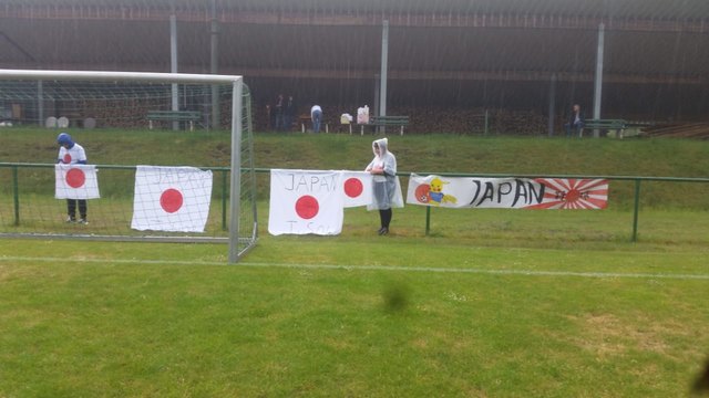 Vorbereitung - Trotz strömenden Regen - unsere Fans hält nichts ab!