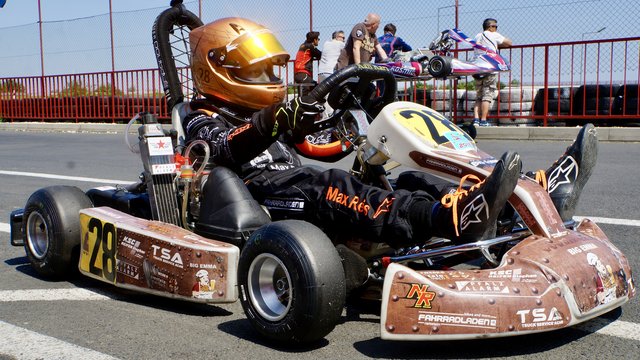 Relaxing.... #Ilovemykart | Foto: Max Reis Presse