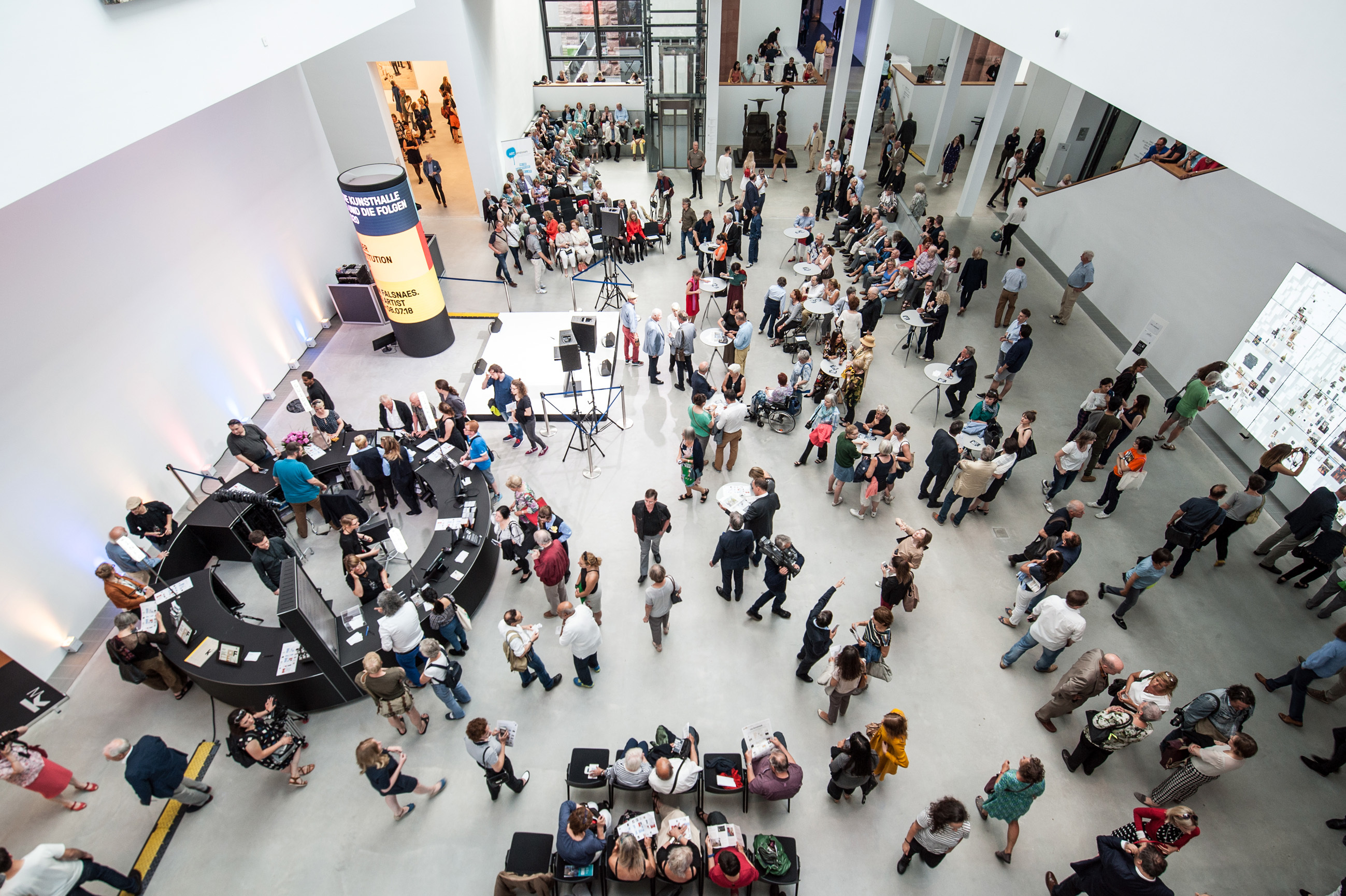 Großer Andrang in der neuen Mannheimer Kunsthalle.