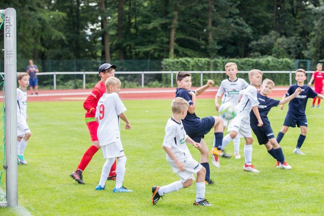 Spielszene Peru gegen Japan... | Foto: Roland Kohls