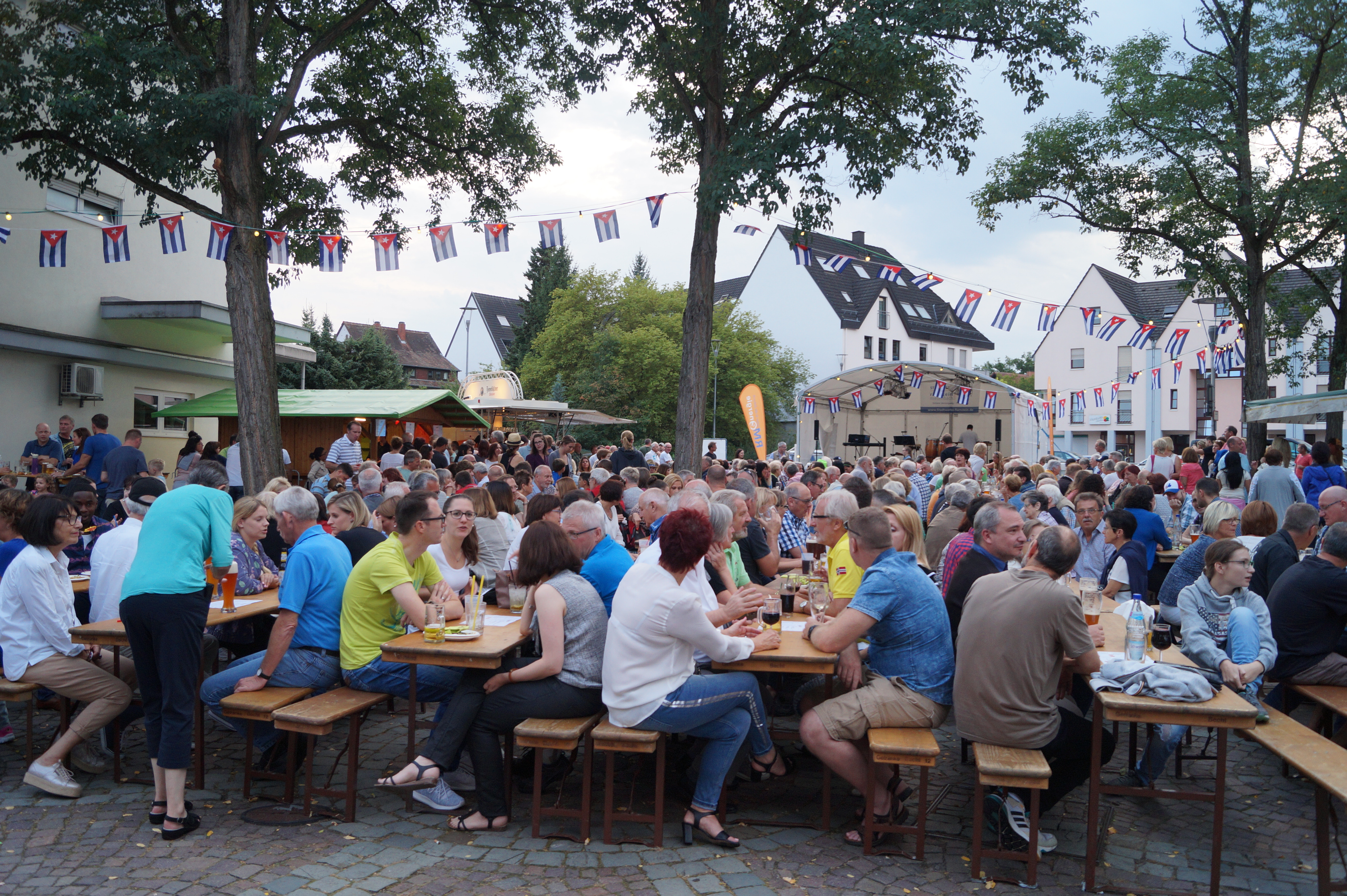 Mit den Sommernächten startet in Ramstein-Miesenbach die Ferienzeit