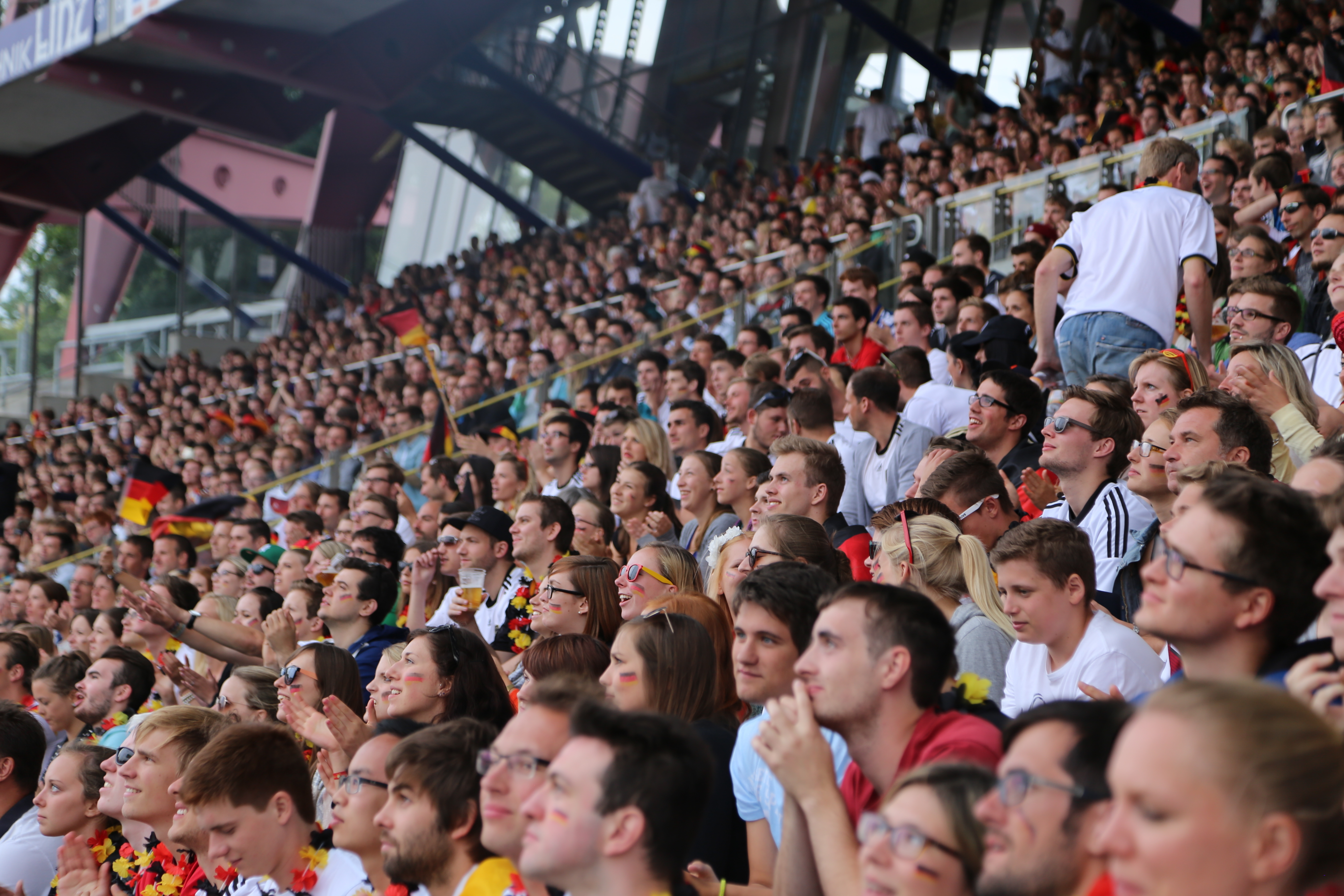 Public Viewing von Baden TV im Wildparkstadion: Das Wochenblatt verlost hierfür übrigens Karten!