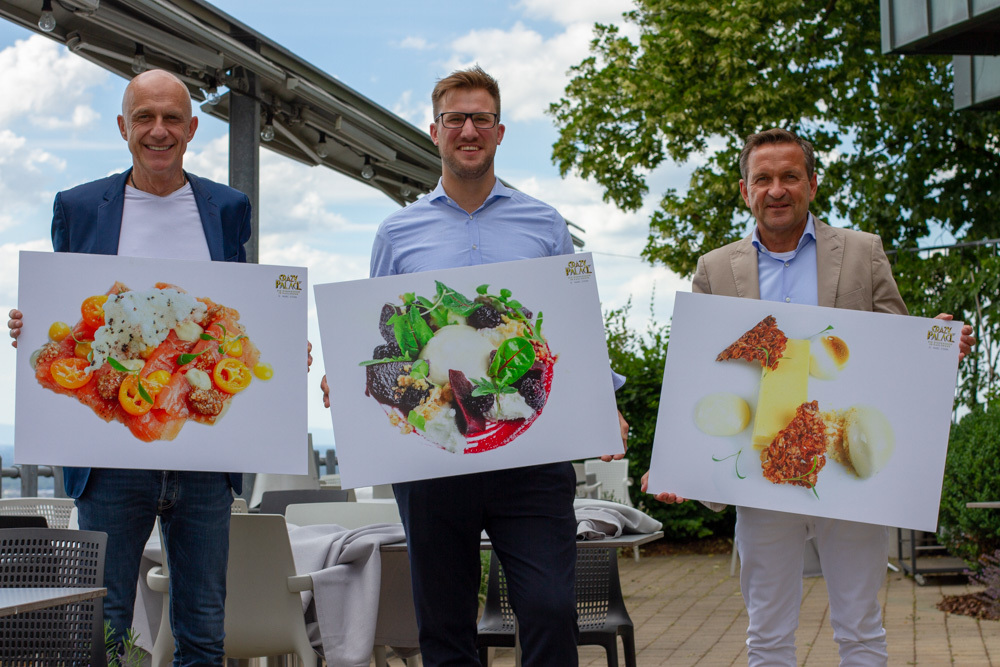 Präsentieren das neue Menue (v.l.) Rolf Balschbach, Sören Anders und Günter Liebherr