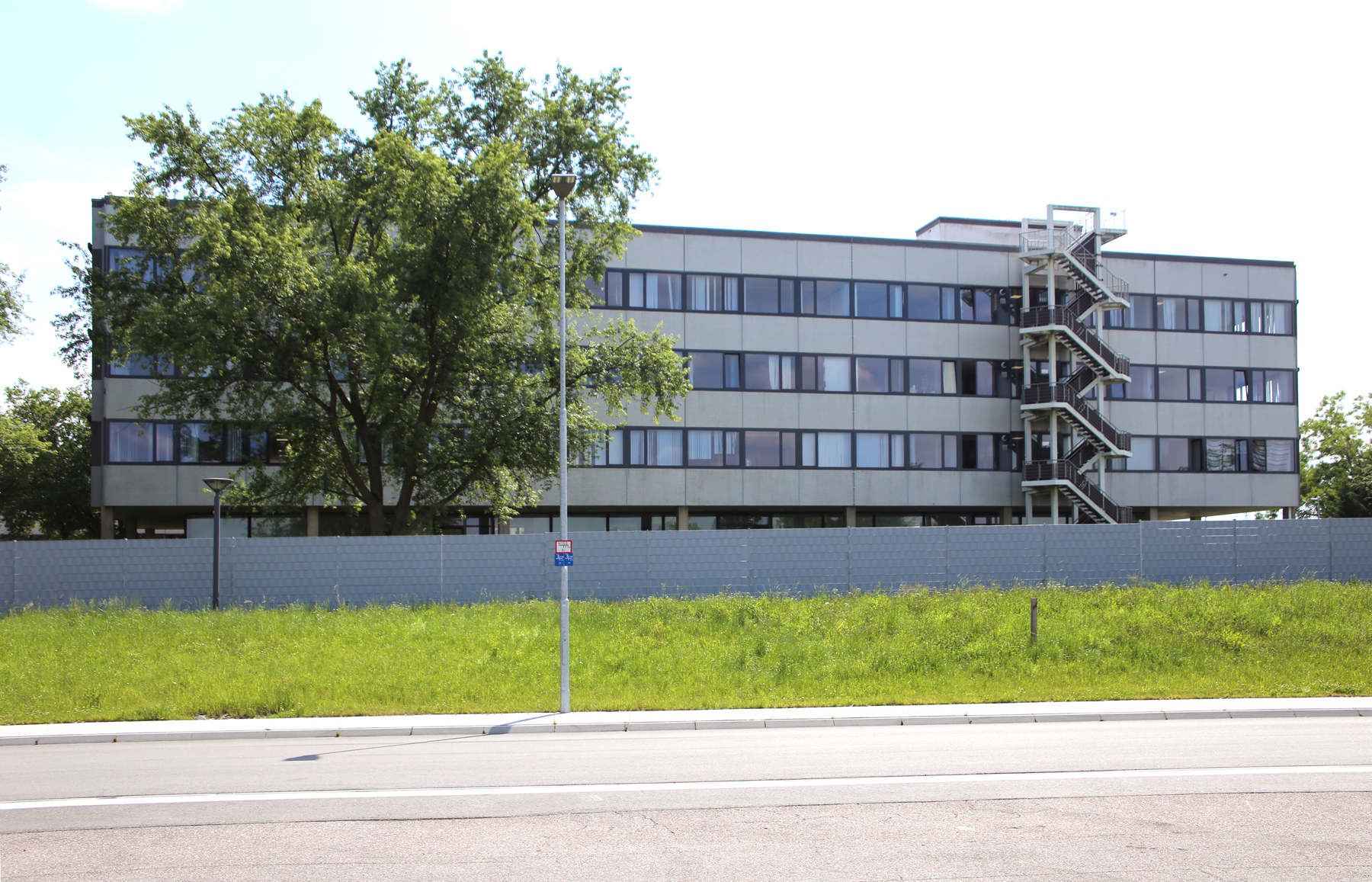 Steht ab sofort leer: die Gemeinschaftsunterkunft im Industriepark Östringen