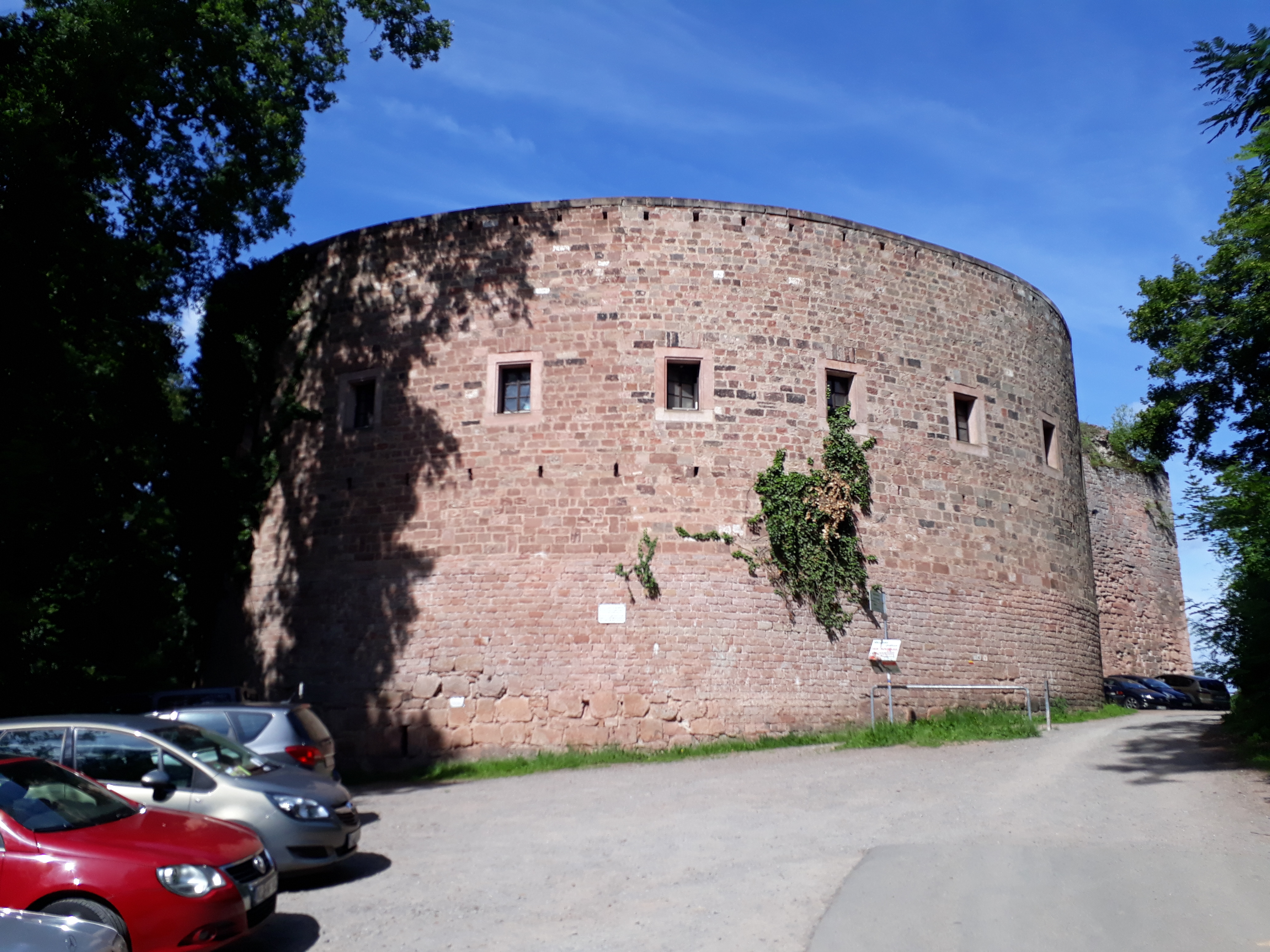 Burg Nanstein - Kanonenturm
