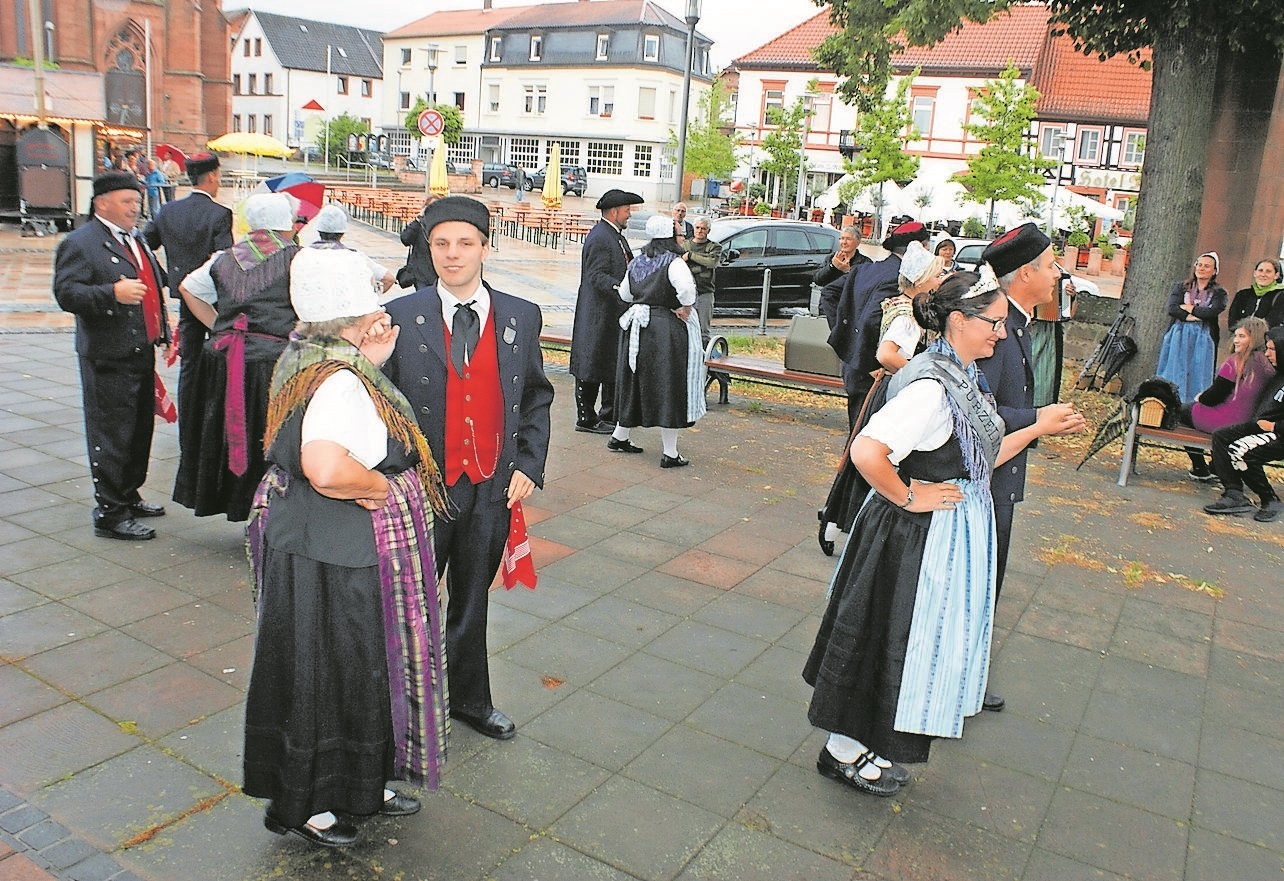 Bad Bergzabern verwandelt sich in der „Hellen Nacht“ in eine Erlebnismeile.
