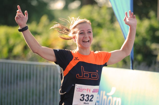 Merle Brunnée (JBO - Runners/engelhorn sports) überquerte nach sechs Kilometern nach 22:52,2 Minuten als Erste die Ziellinie. | Foto: Gaier