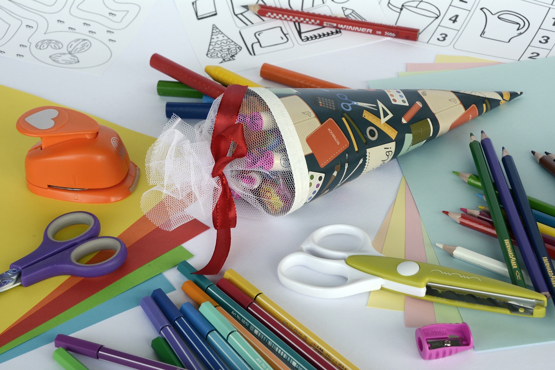 Das Wochenblatt in Bruchsal sammelt Schulsachen für Kinder aus bedürftigen Familien.