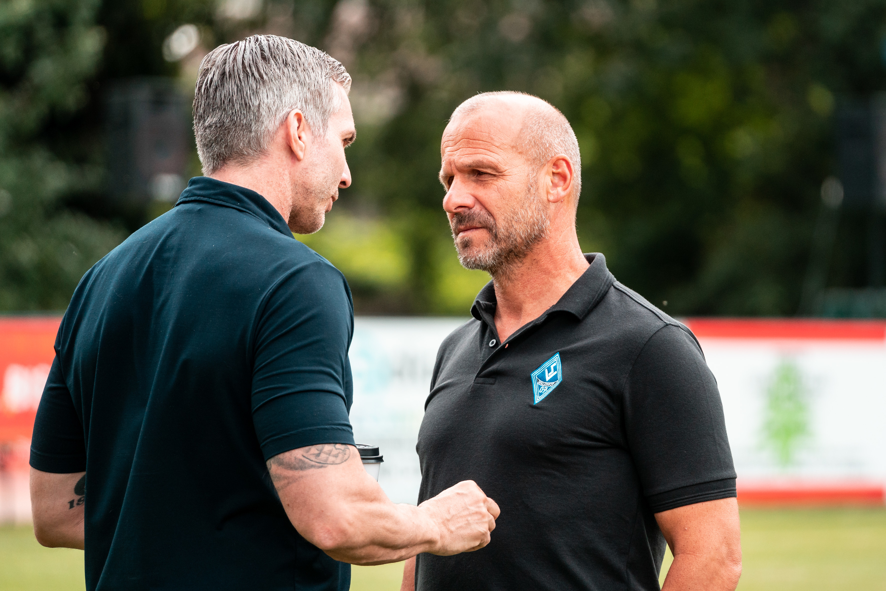 Wollen weiterhin erfolgreich zusammenarbeiten: Der sportliche Leiter Jochen Kientz(links) und Trainer Bernhard Trares.