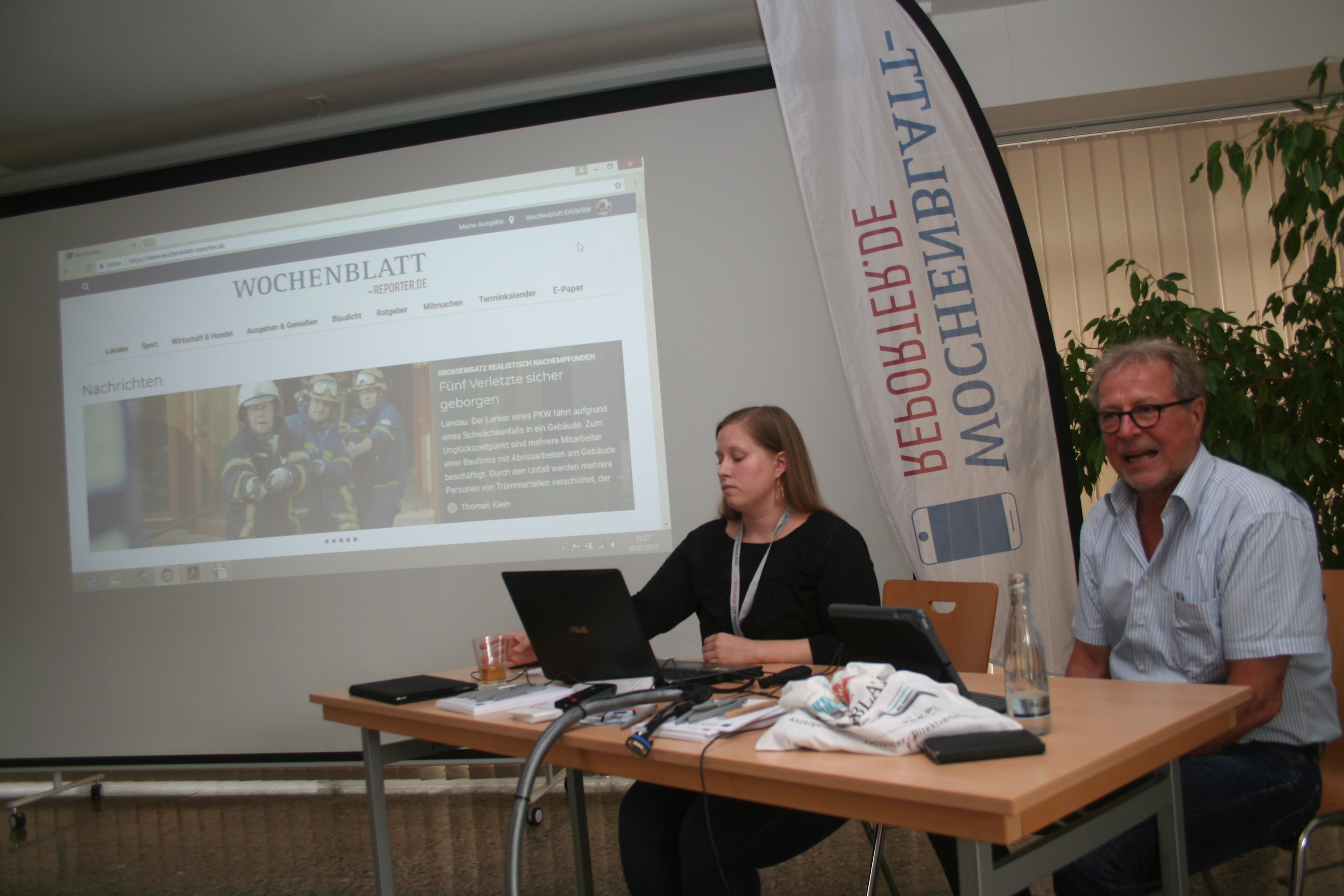 Aufkommende Fragen zur neuen Wochenblatt-Plattform beantworteten Chefredakteur Ulrich Arndt und Verena Goepfrich.