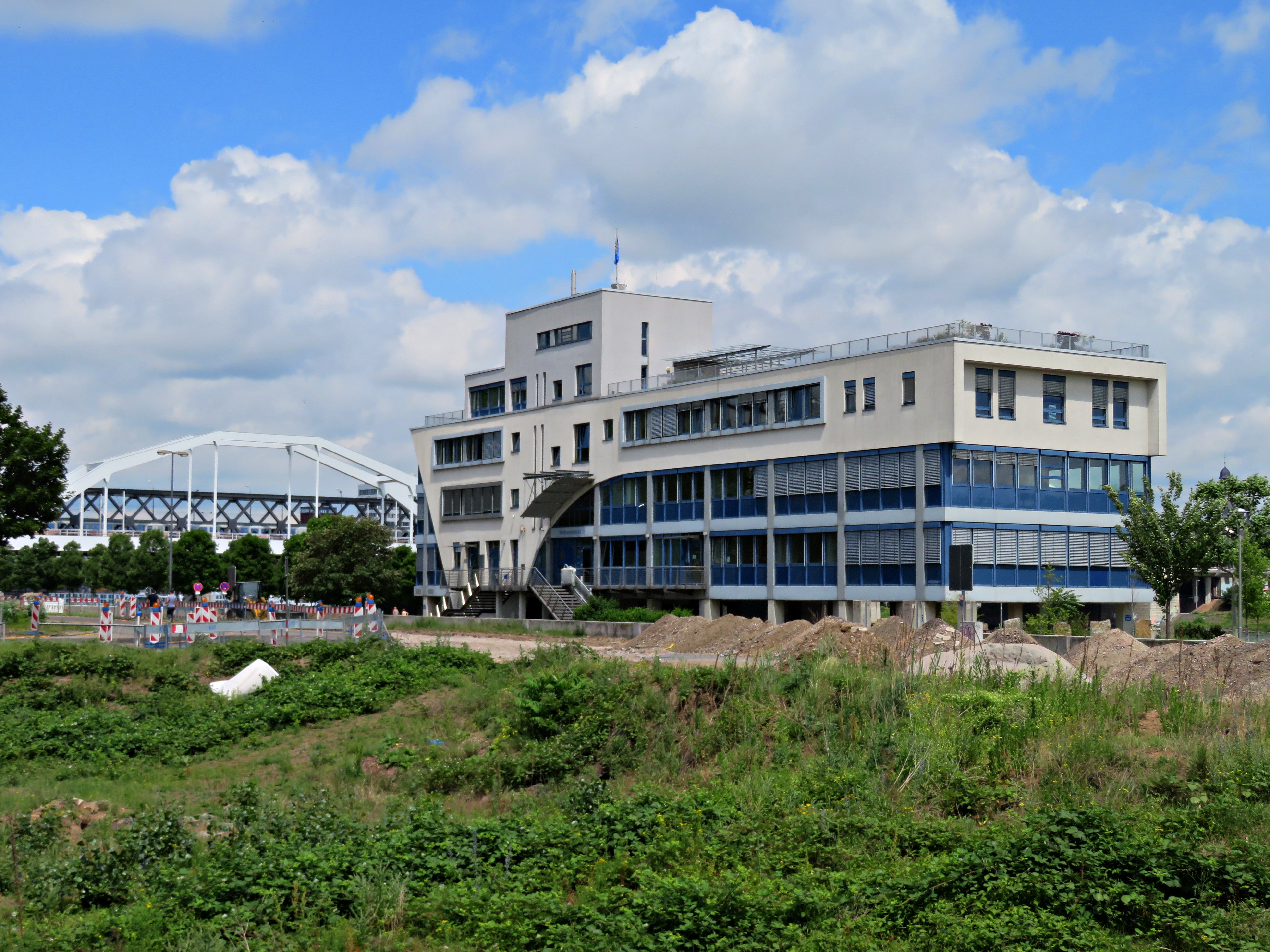 Das Ostasieninstitut hat eine außergewöhnliche Bauform