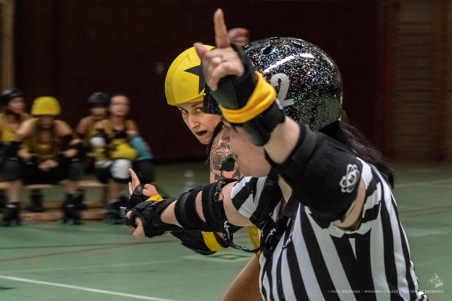 rocKArollers vs Zombie Rollergirlz Münster | Foto: Paul Needham