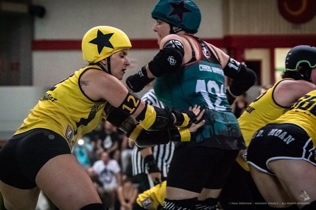 rocKArollers vs Zombie Rollergirlz Münster | Foto: Paul Needham