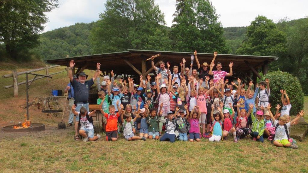 Schulkinder zu Gast beim Pfälzerwaldverein