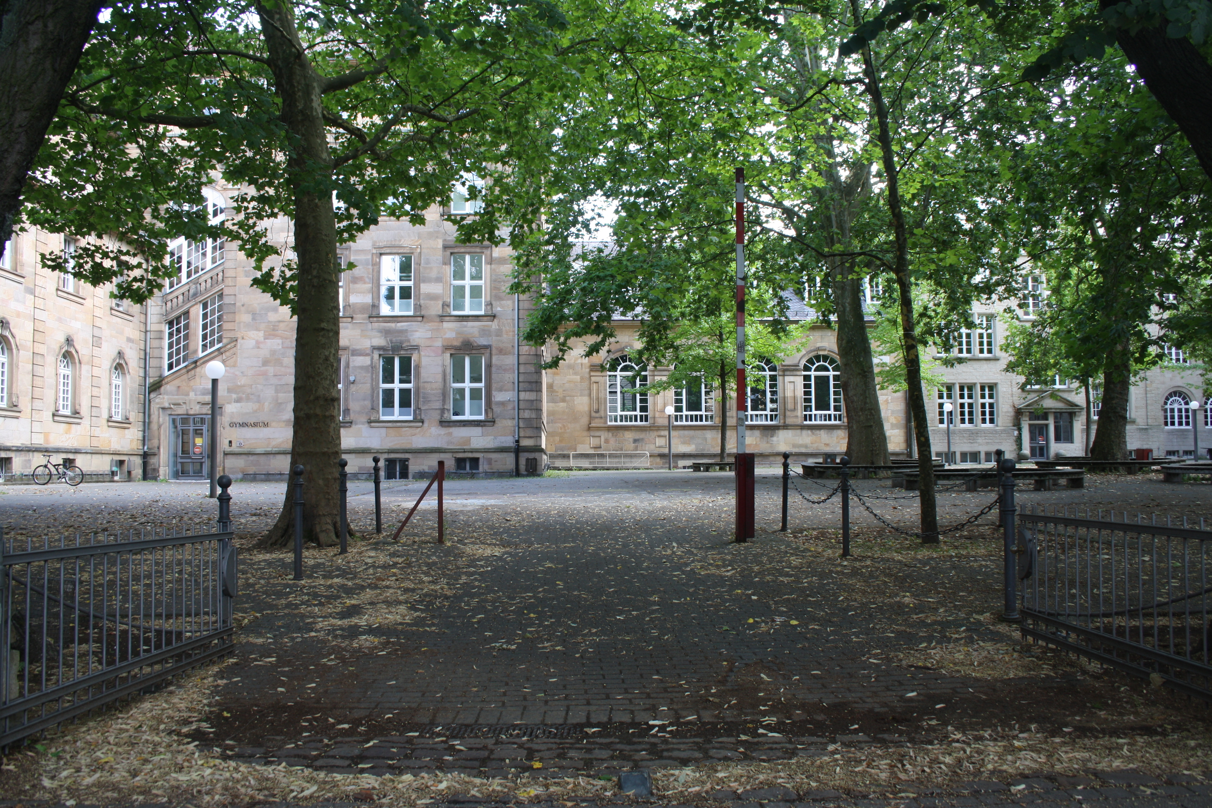 Schulhof Markgrafengymnasium in Durlach