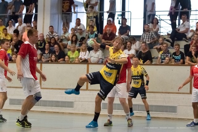 Spiel mit den Löwen"-Gewinner TV Offenbach gegen die Rhein-Neckar Löwen  | Foto: Paul Needham