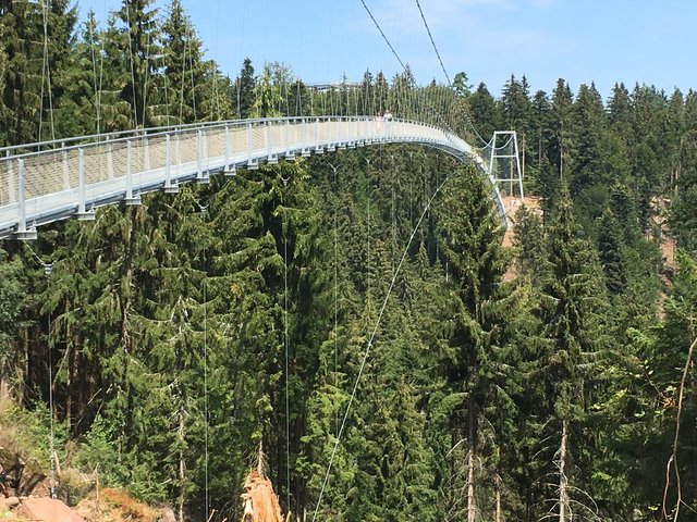 Spannt über ein Tal | Foto: www.jowapress.de