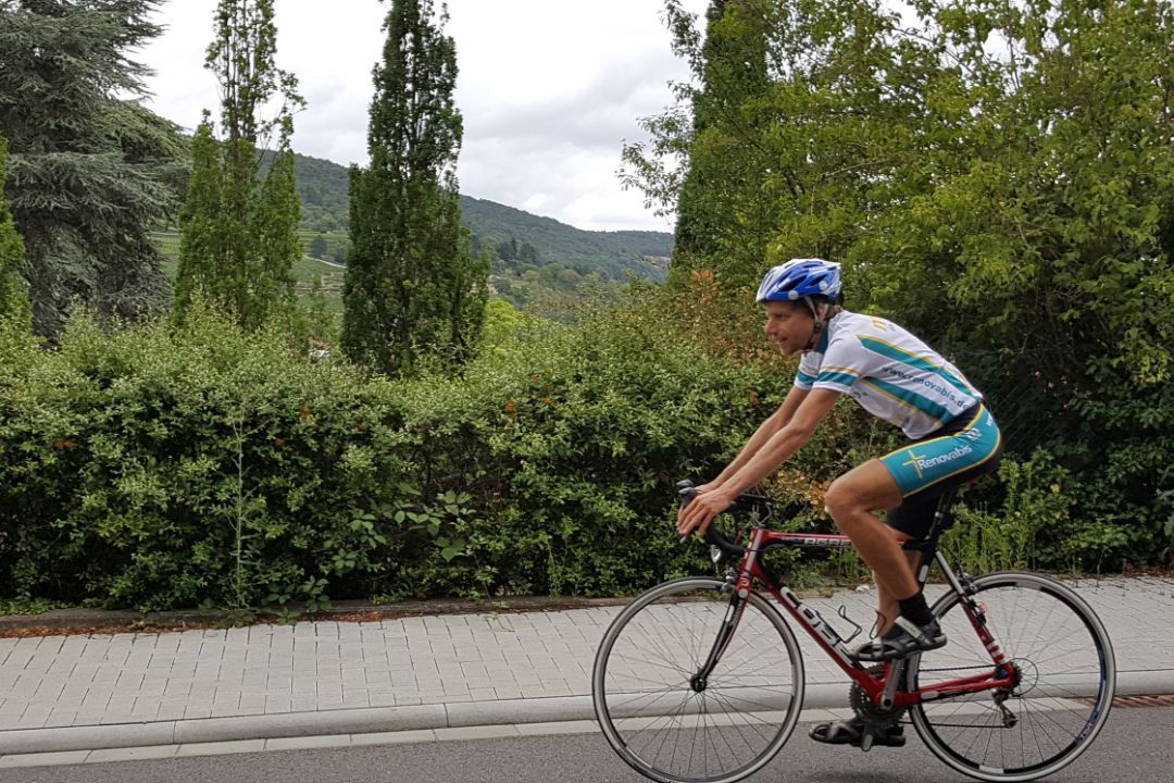 Christoph Fuhrbach startet am 29. Juli zum Transcontinental Race (TRC) und wirbt für Renovabis, den ökumenischen Prozess und die Klima-Kollekte.