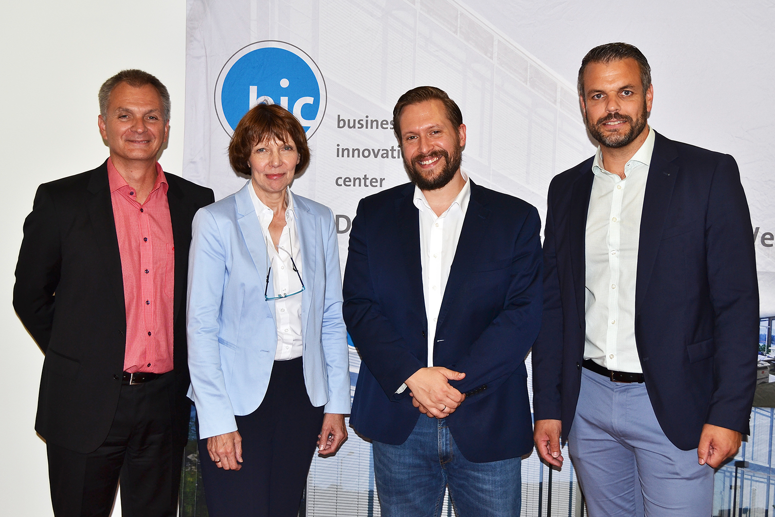 Dr. Stefan Weiler (Geschäftsführer des BIC), Mechthild Kern (Wirtschaftsministerium Rheinland-Pfalz), Prof. Dr. Matthias Baum (Inhaber des Lehrstuhls für Entrepreneurship an der TU Kaiserslautern), Helge Zurbrüggen (Gründungsnetzwerk Start-up Westpfalz) (von links)