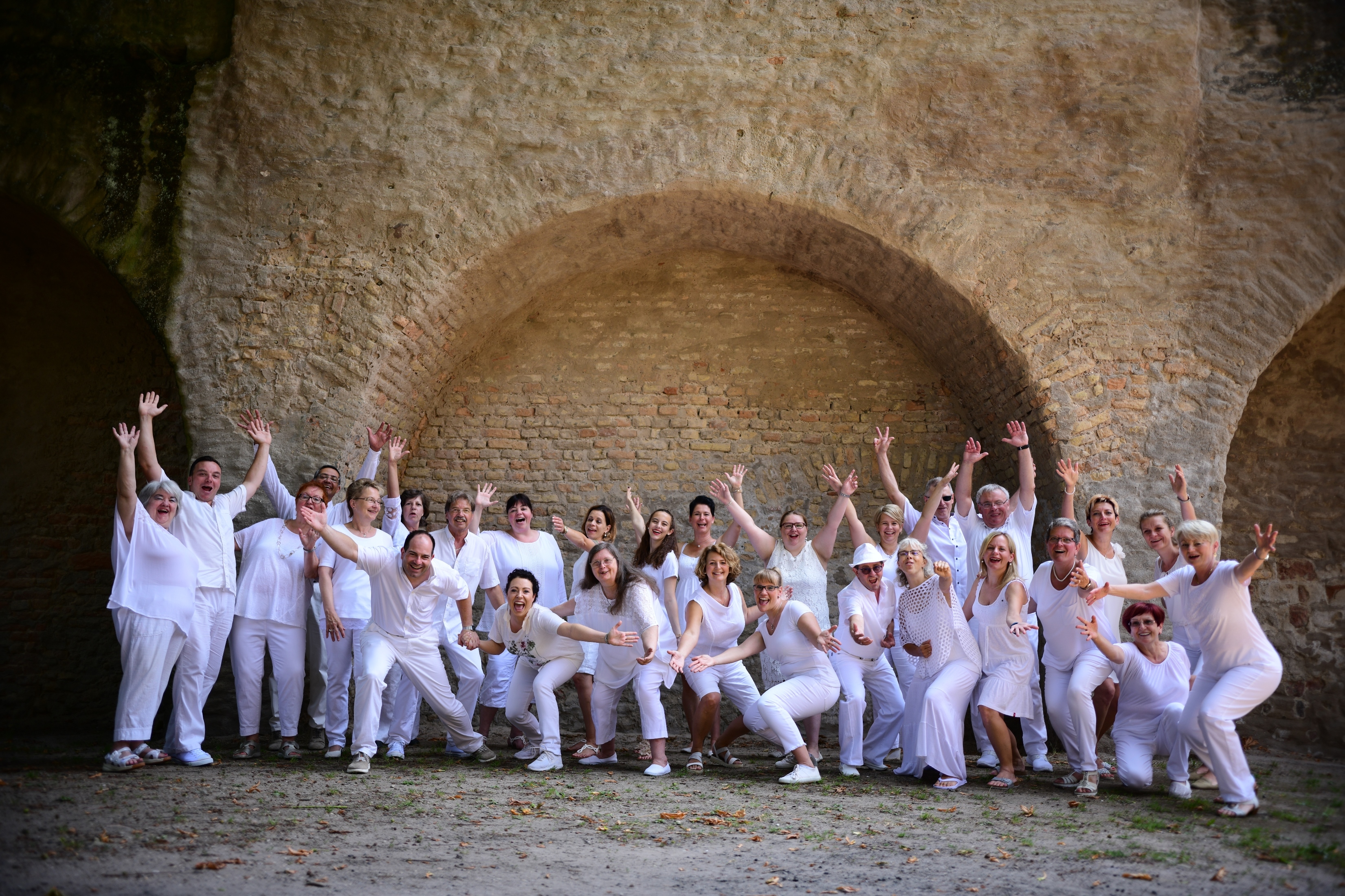 Mit einer „White Night“ feiern die Sunshine Singers ihr 20-jähriges Bestehen.