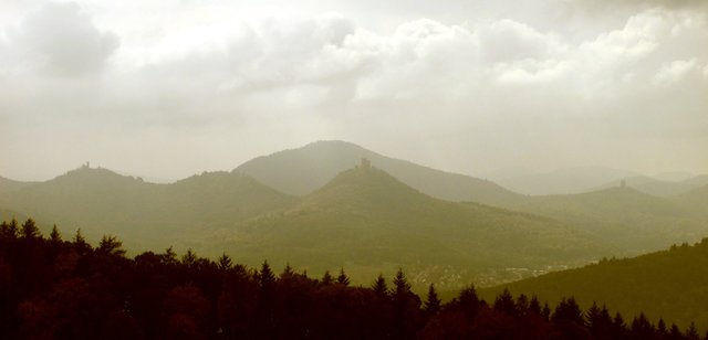 mystisches Trifelsland