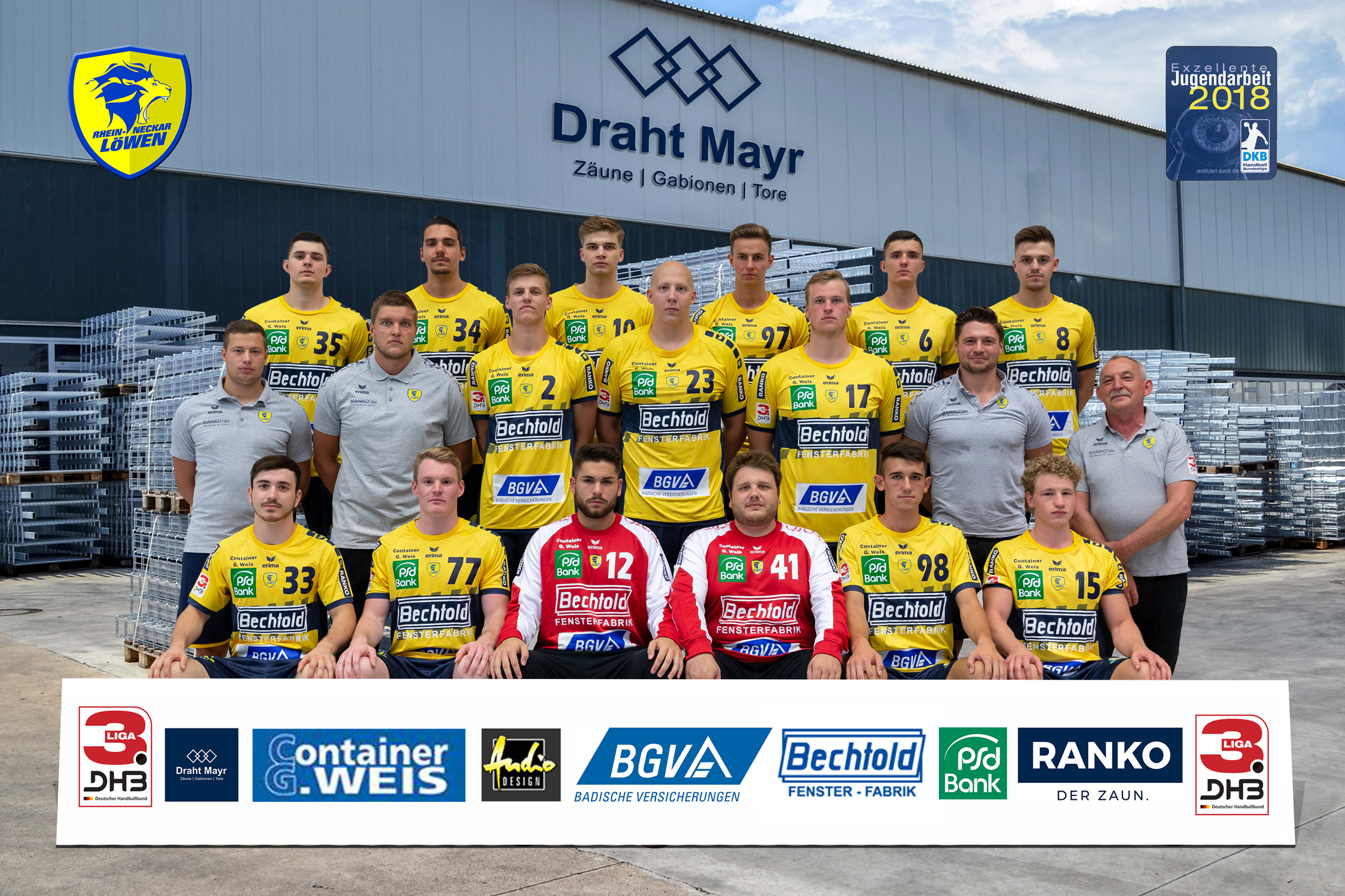 Hintere Reihe (v.l.): Yessine Meddeb, Pascal Kirchenbauer, Luca Braun, Rico Keller, Jannis Schneibel, Timo Zehrbach. Mittlere Reihe (v.l.): Marcel Schaardt (Physiotherapeut), Michel Abt (Trainer), Sebastian Trost, Lars Röller, Lukas Wichmann, André Bechtold (Trainer), Peter Sabisch (Mannschaftsverantwortlicher). Vordere Reihe (v.l.): Mattes Meyer, Tim Ganz, Can Adanir, Daniel Unser, Maximilian Kessler, Leon Bolius. Es fehlen: Niklas Gierse und Martin Schmiedt.