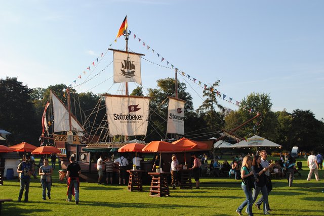Bierstand im Karlsruher Schlossgarten | Foto: Archiv