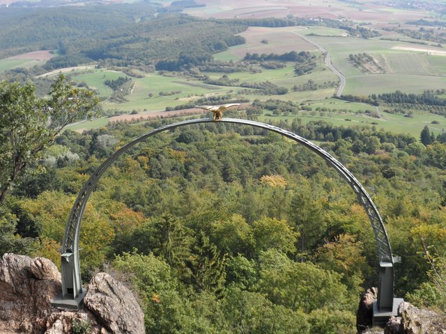 Adlerbogen auf dem Donnersberg | Foto: Sabine Müller