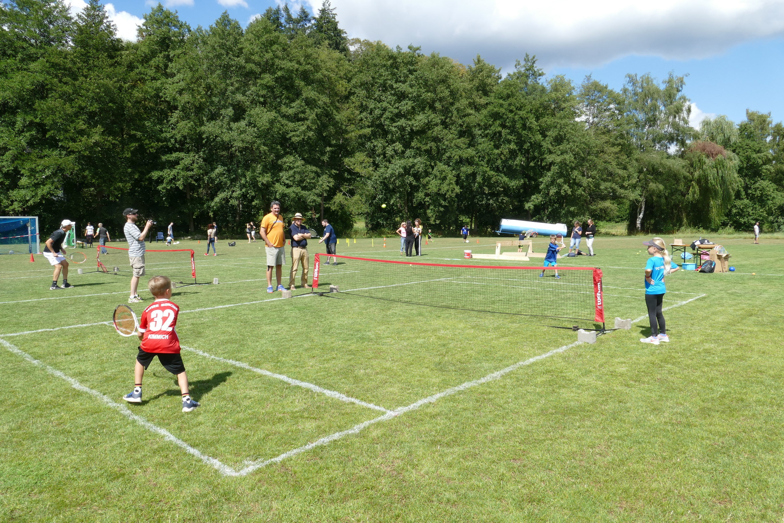 Tennis mit den Zwillingen Christoph und Johannes Drumm beim Tennisclub Kusel