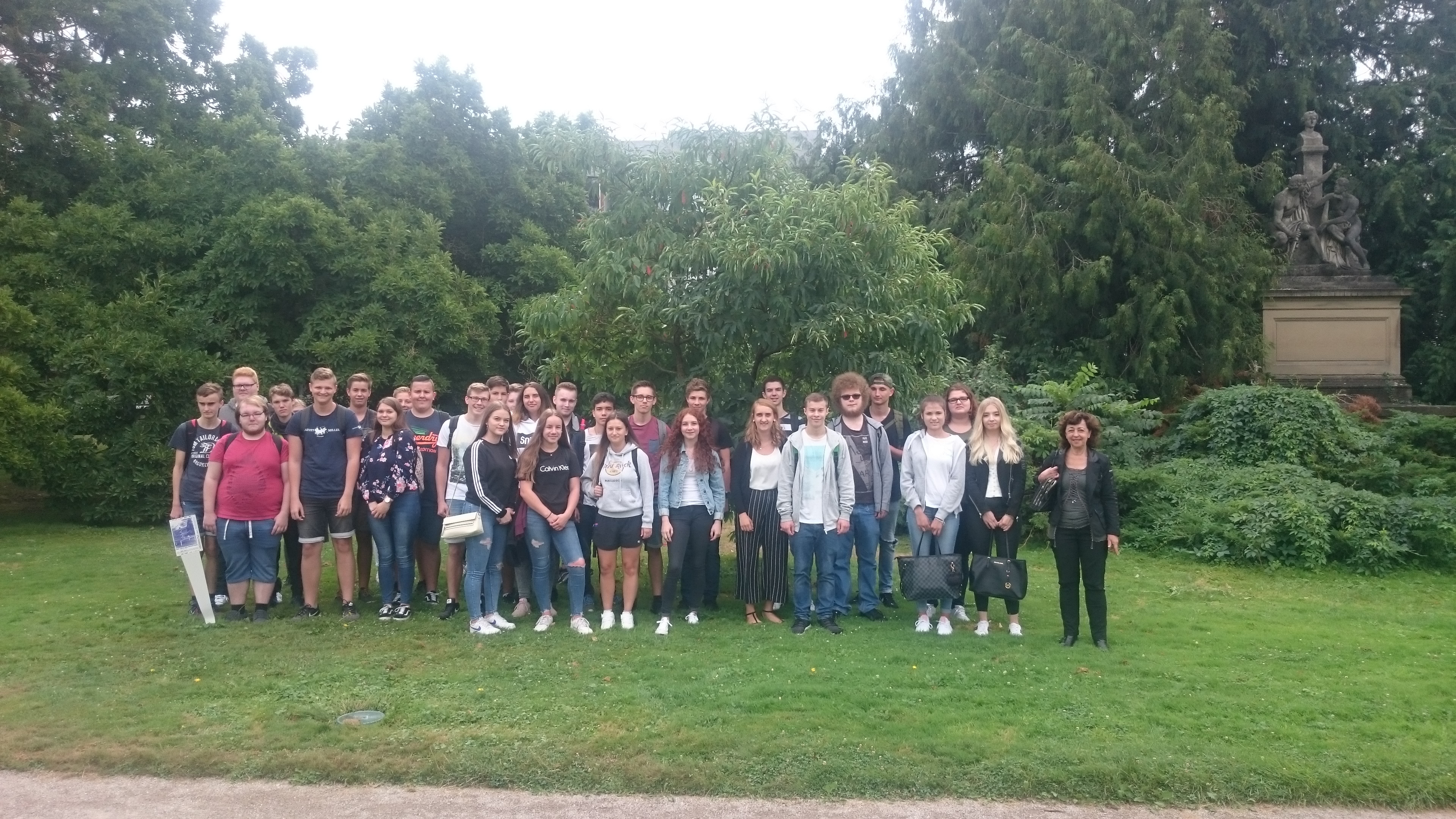 Die Schüler der IGS Landstuhl bei ihrem Besuch beim Bundesverfassungsgericht
