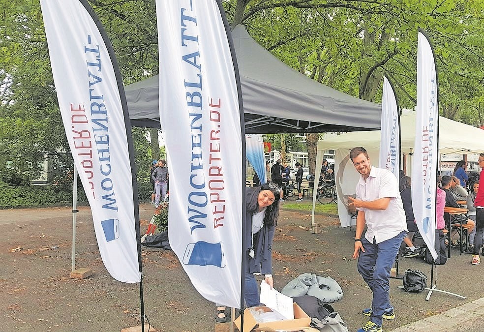 Das „Wochenblatt“-Team wirbt am Sonntag mit einem Stand beim Stadtfest in Waghäusel für sein neues Portal wochenblatt-reporter.de - einfach vorbeikommen!