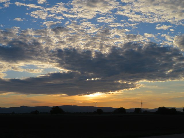 Sonnenuntergang an der Haardt | Foto: Brigitte Melder