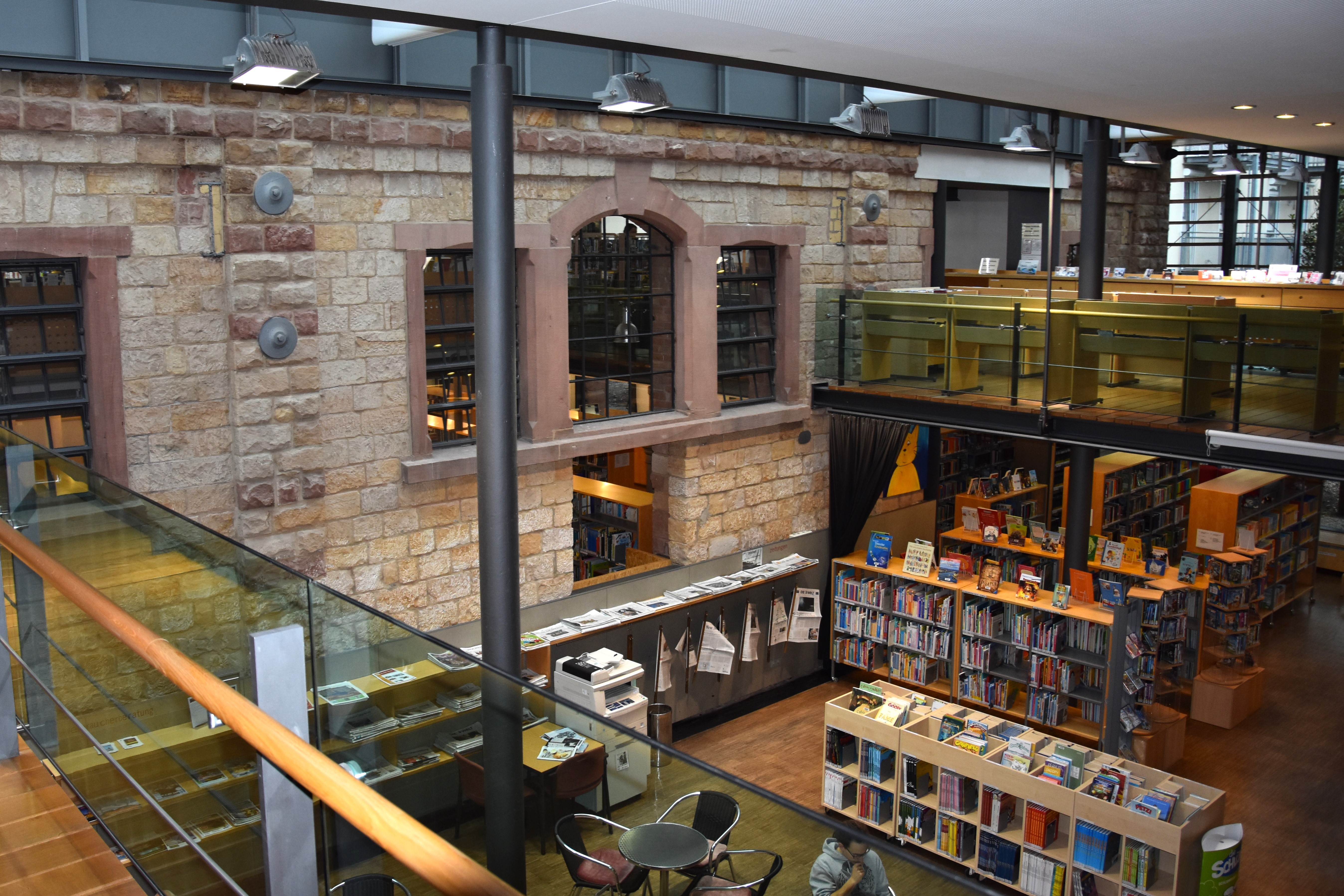 Die Landauer Stadtbibliothek ist auch Veranstaltungsort.