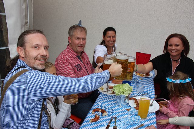 Gute Stimmung im Festzelt! | Foto: Pacher