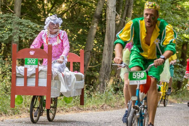 Mit Bett... | Foto: Roland Kohls